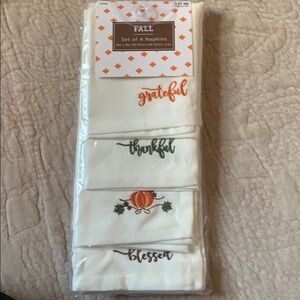 NWOT Fall Napkins